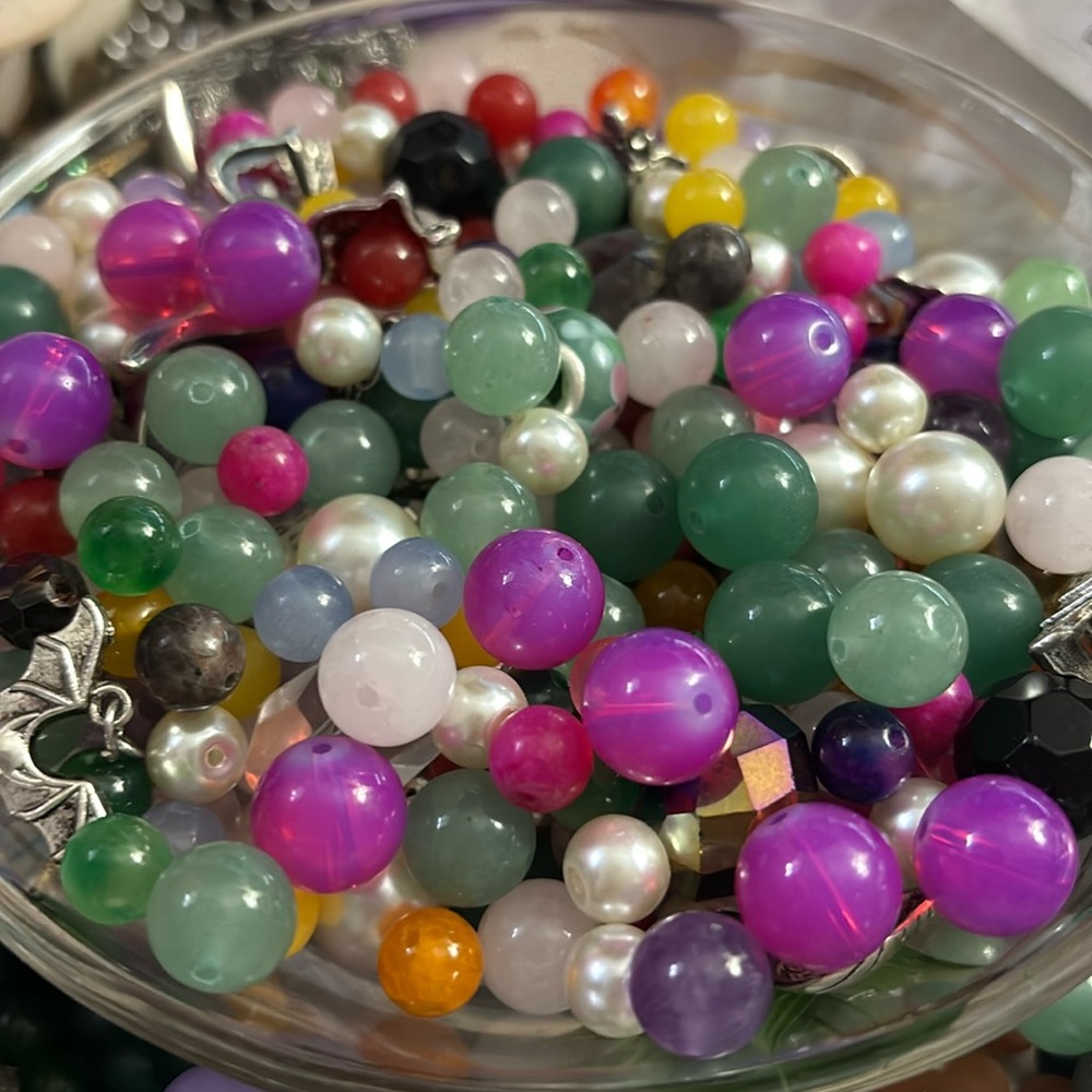 #178 Three Scoops Mix Gemstones + Spacer & Charms